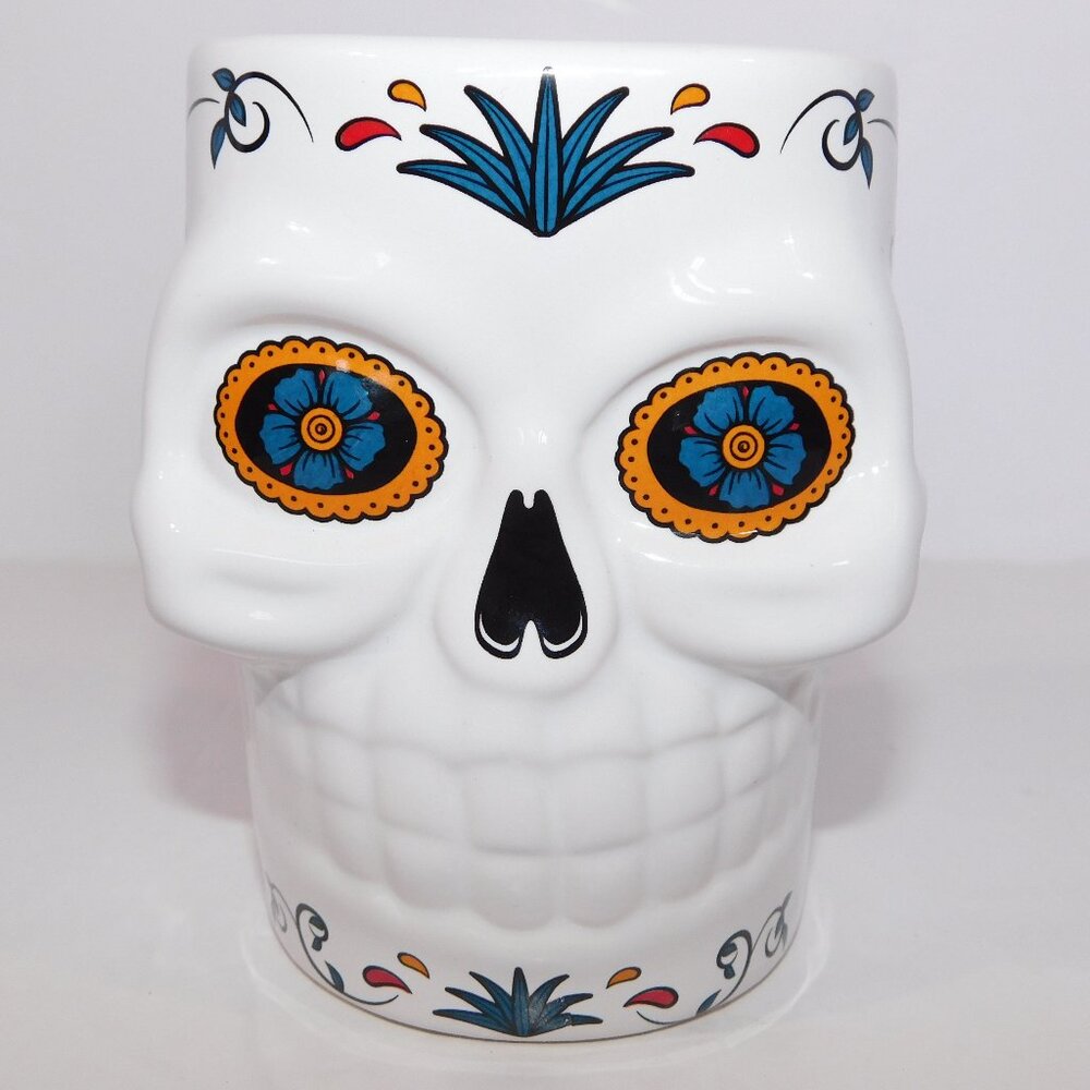 Cazadores Tequila 100% Agave Ceramic Sugar Skull Day of the Dead mug Plant cup